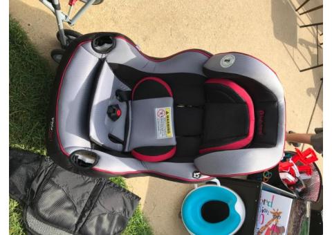 Baby Trends car seat