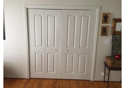 2 sets of bi-fold doors