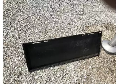 RECEIVER PLATE FOR SKID STEER